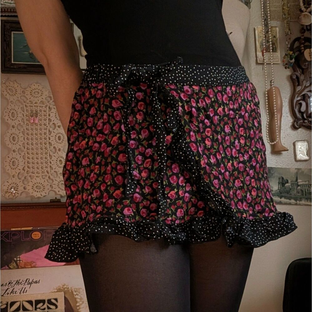 Floral Ruffled Mini Micro Skirt Women's Small/Medium Black Pink